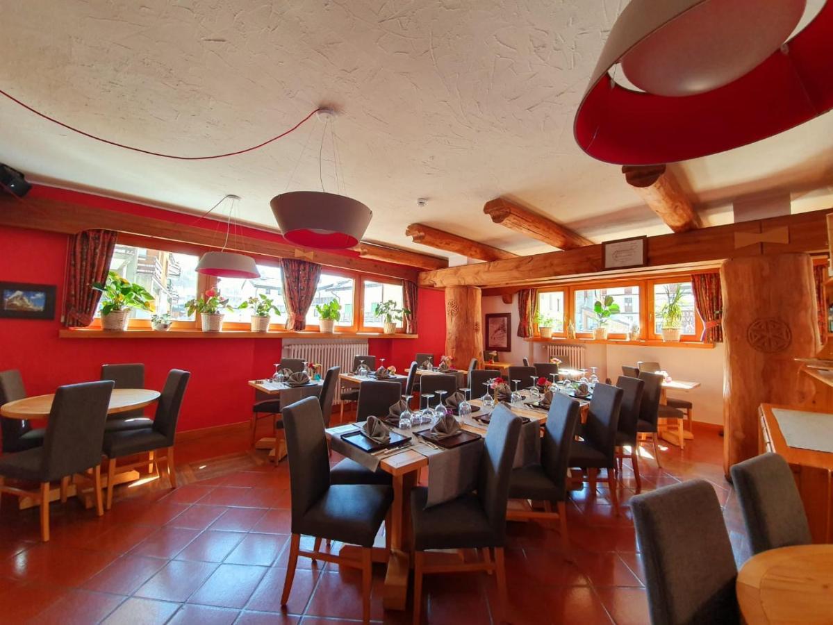 Hotel Lyskamm Breuil-Cervinia Exterior foto