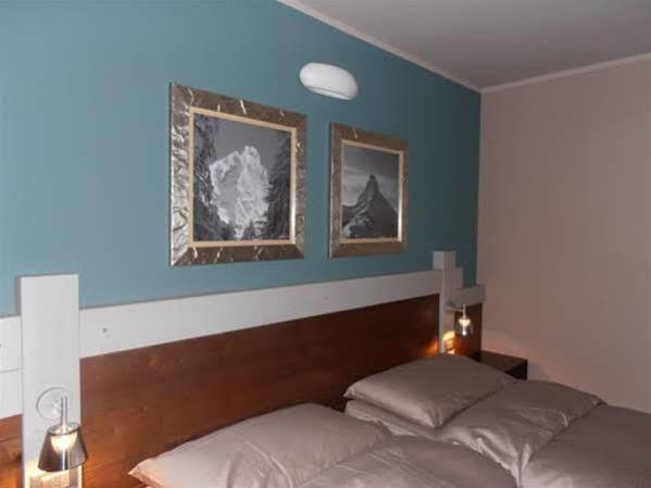 Hotel Lyskamm Breuil-Cervinia Exterior foto
